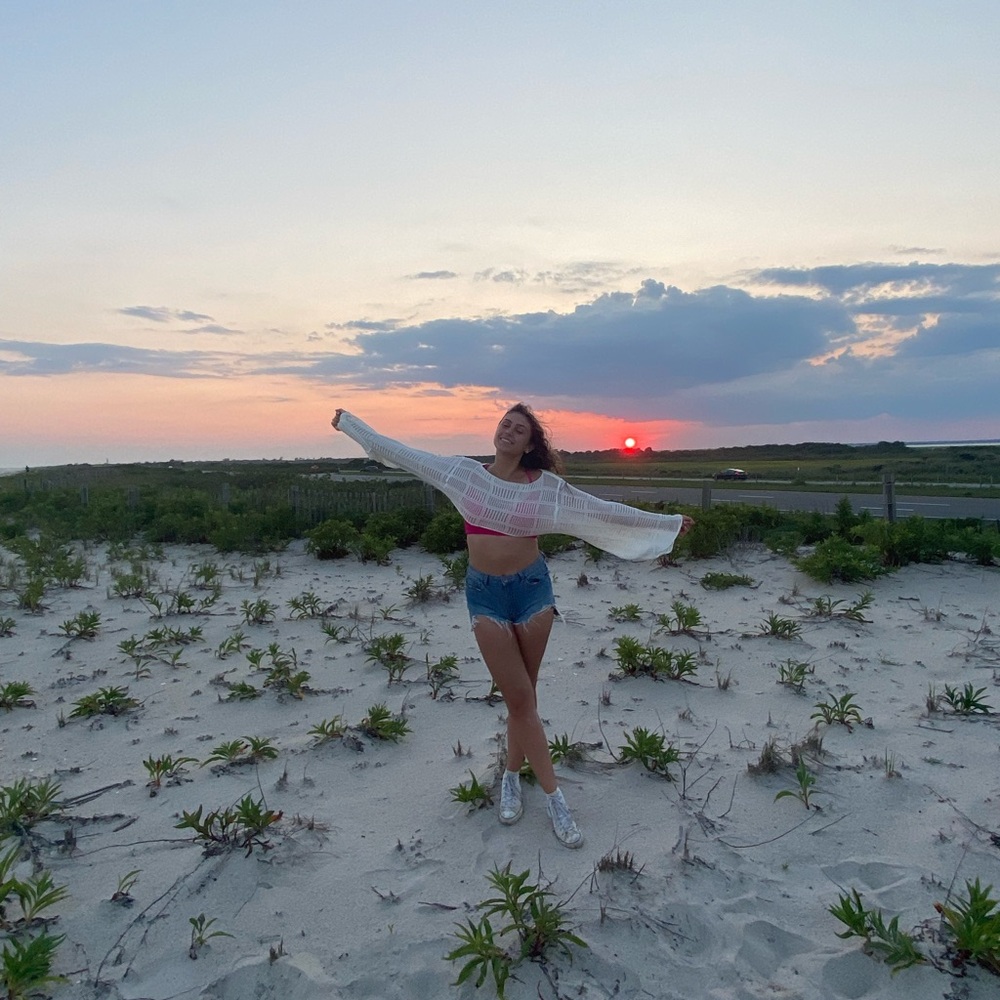 Meet your Posher, Ava